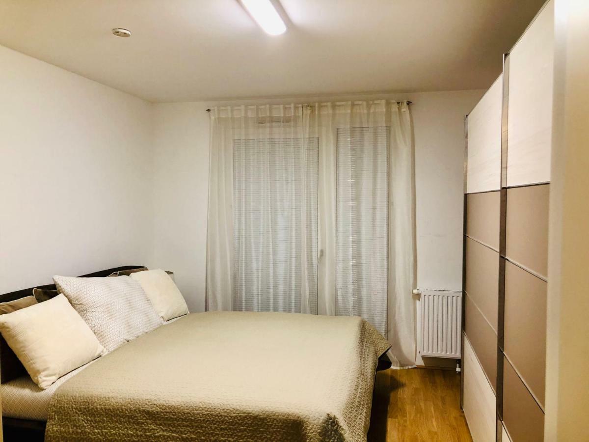 Amazing Austria Center Apartment Near Uno City Wien Ngoại thất bức ảnh